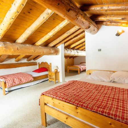 Chalet Les Moulins 阿尔克河畔博讷瓦勒 外观 照片