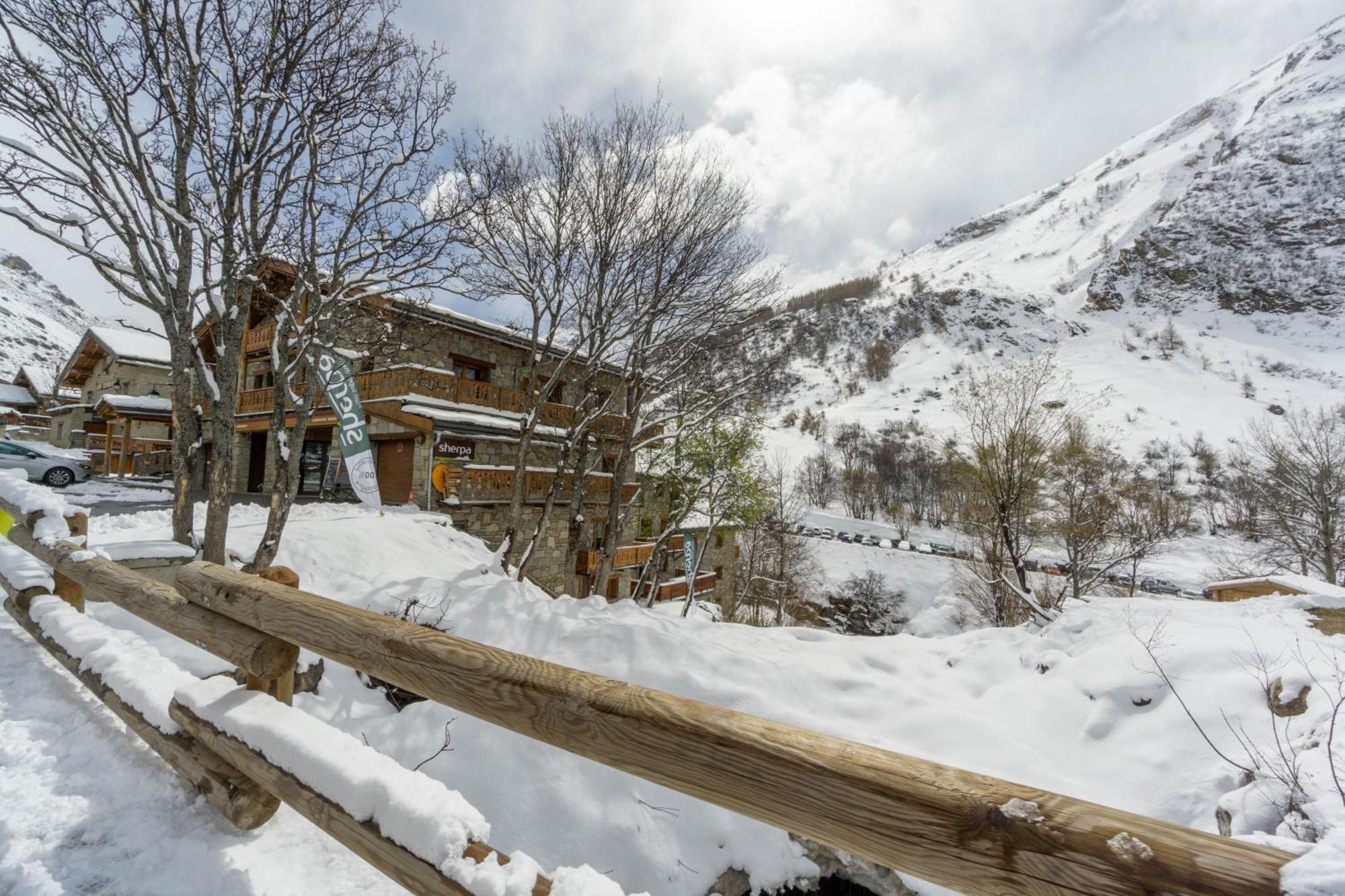 Chalet Les Moulins 阿尔克河畔博讷瓦勒 外观 照片